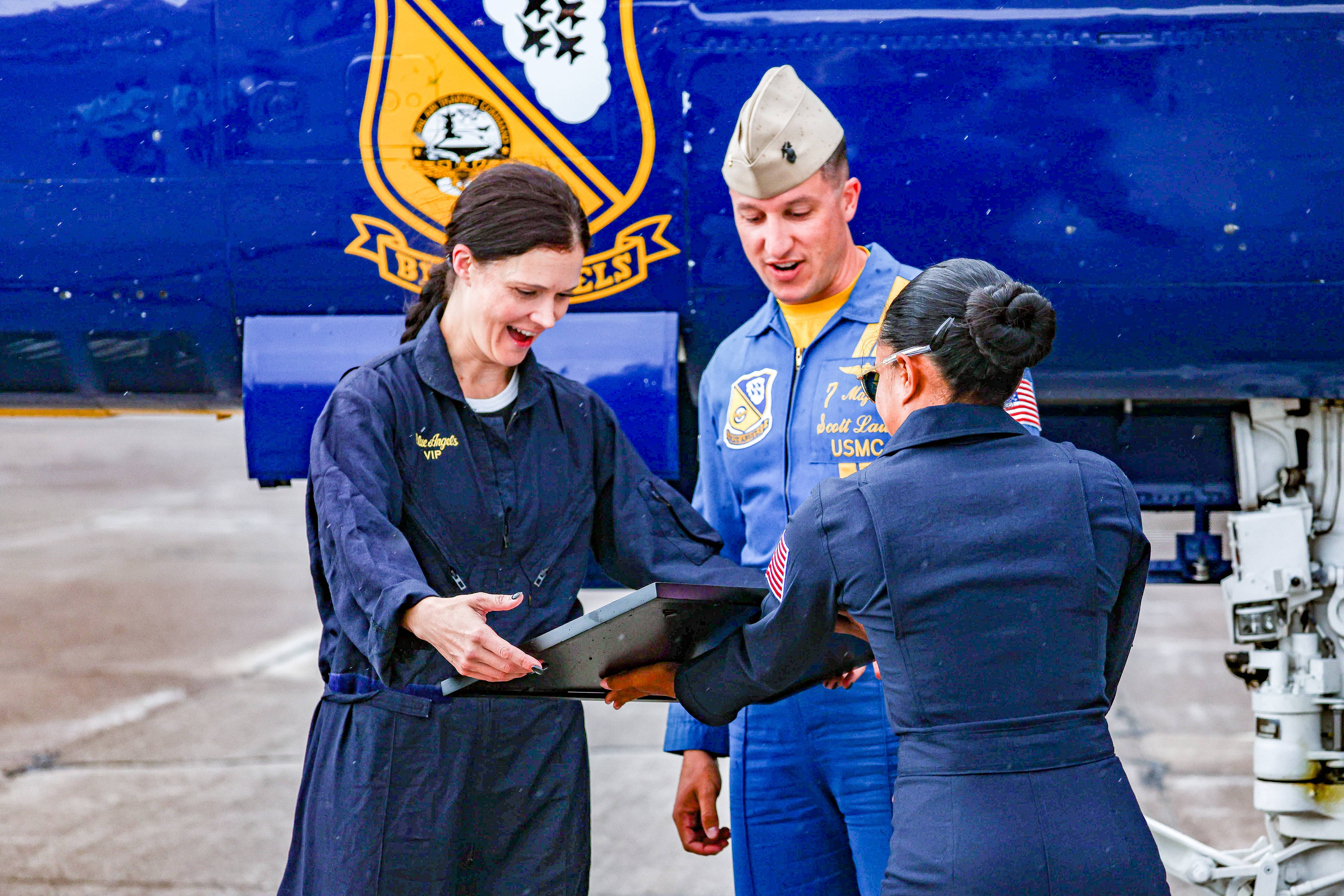 Hermantown Middle School Teacher Liesa Klyn receives award