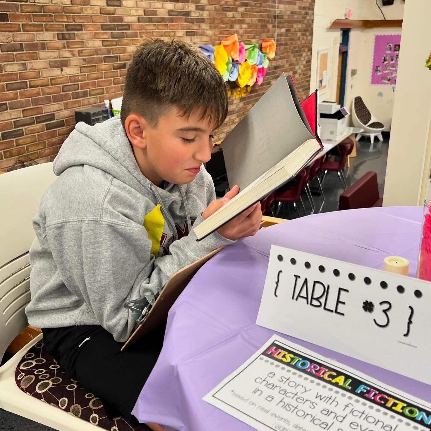 Last week, students in Mrs. Bruce and Mrs. Burton’s 7th grade ELA classes participated in a book tasting. Students explored different genres helping them discover their reading preferences and books of interest.