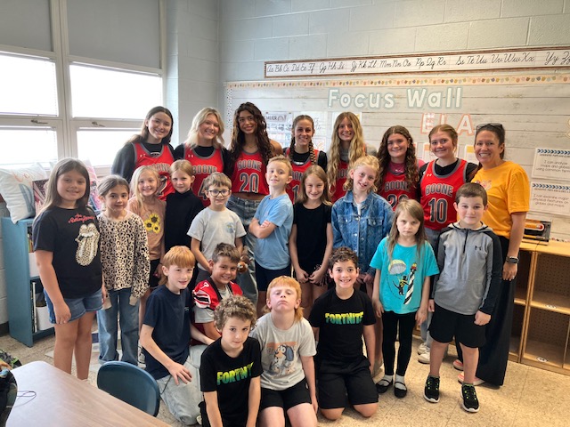 3 DBHS Basketball Team Visit