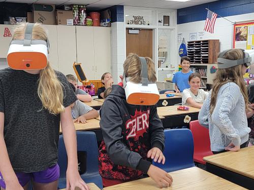 Virtual Reality Goggles