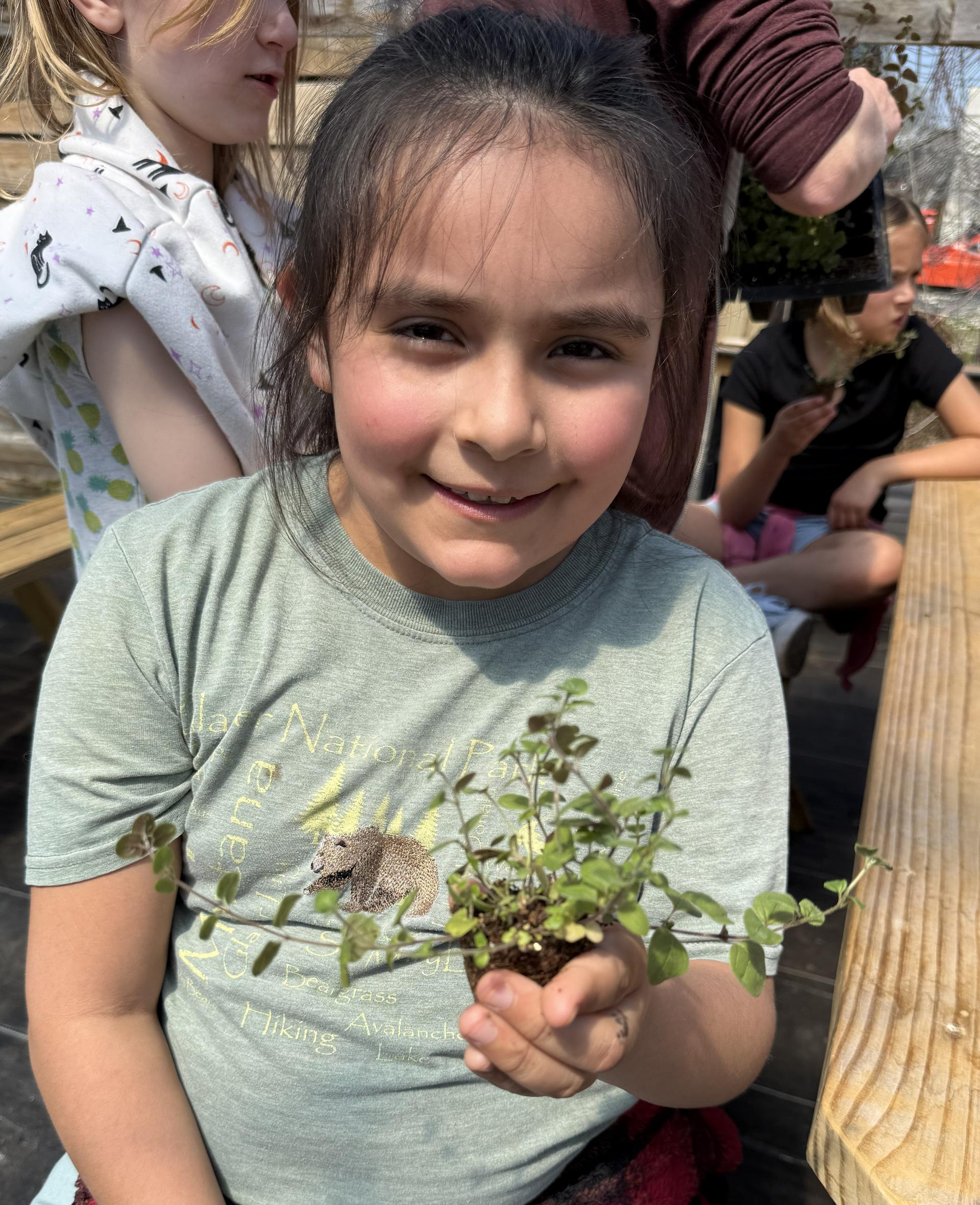 Elementary School students at Nourish