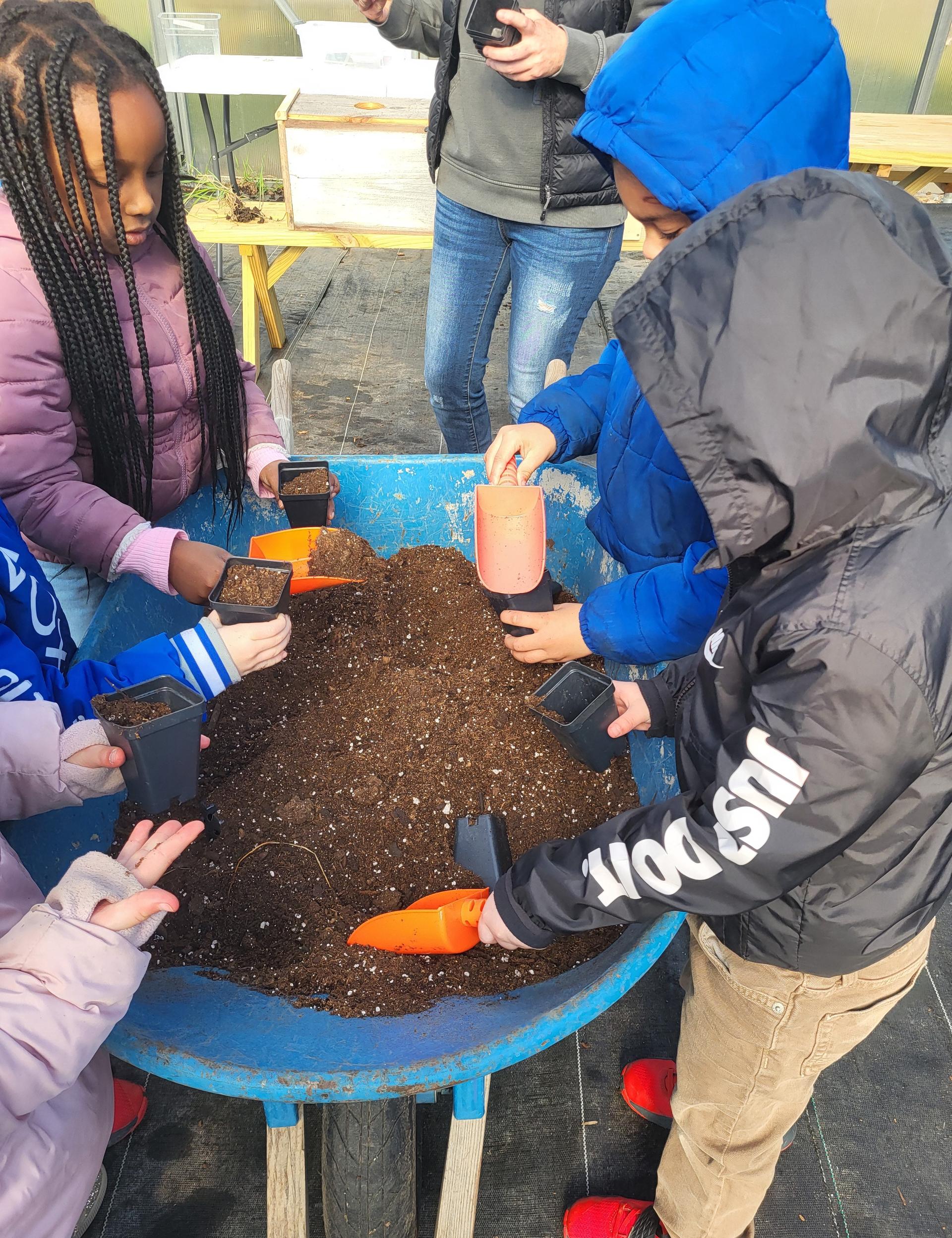 Elementary School students at Nourish