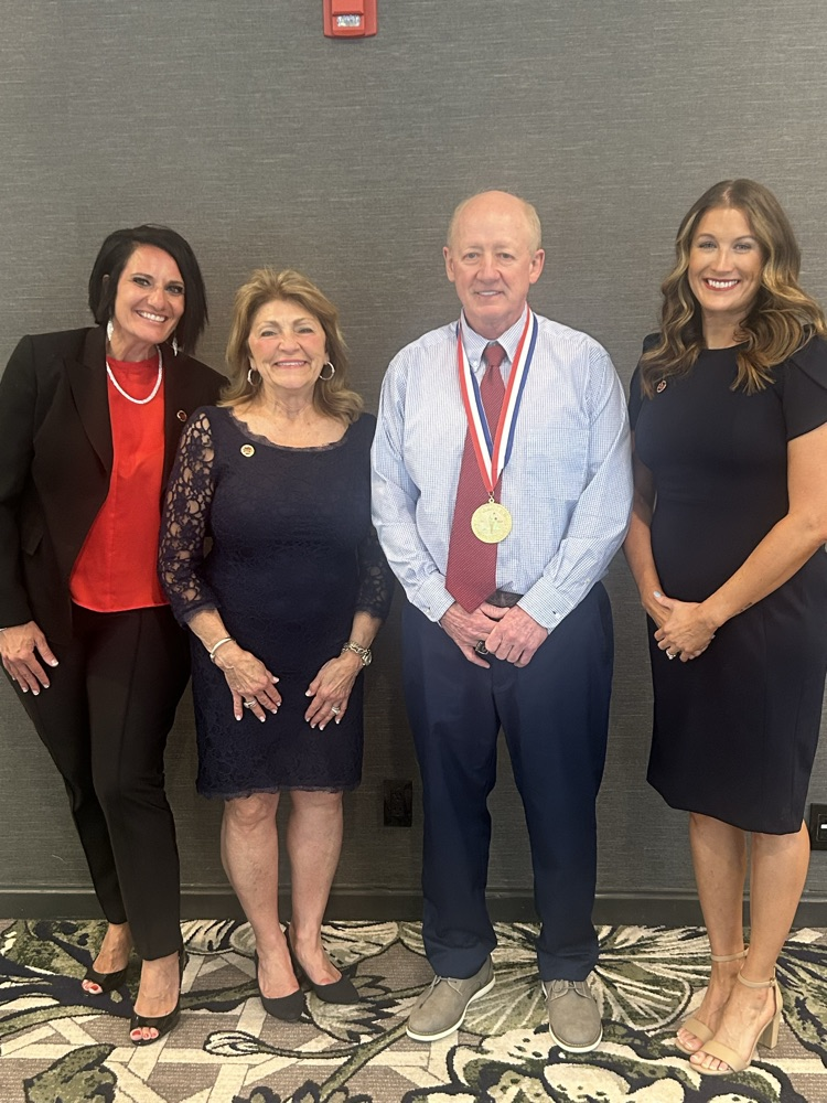 On Sunday, April 19, 2026, Wise County (and Wise County Public Schools) were well-represented at the VHSL Class of 2026 Hall of Fame Inductions.  Mrs. Hannah Light-Cress was inducted as a former VHSL Athlete (Softball, Volleyball, Basketball, and Track & Field), representing Coeburn High School, Coeburn, VA.  Mrs. Natasha (Belcher) Holt was inducted as a former VHSL Athlete (Girls Tennis, Volleyball, and Girls Basketball), representing J.J. Kelly High School, Wise, VA.  Mrs. Jan Thompson was inducted as a VHSL Coach in Theatre and Speech, representing J.J. Kelly High School and Central High School, Wise, VA.  Coach Robin Dotson (VHSL HOF, Class of 2016) accompanied these individuals on their induction day. Please join us in congratulating these VHSL Hall of Fame inductees on an incredible day! 