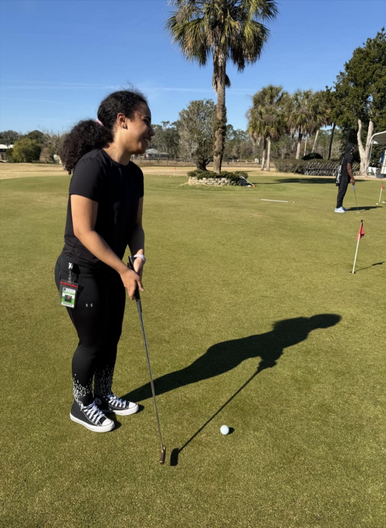 Vivi lining up her shot