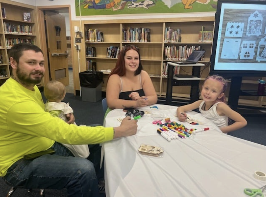 Families at Knapp's Early Literacy Workshop.