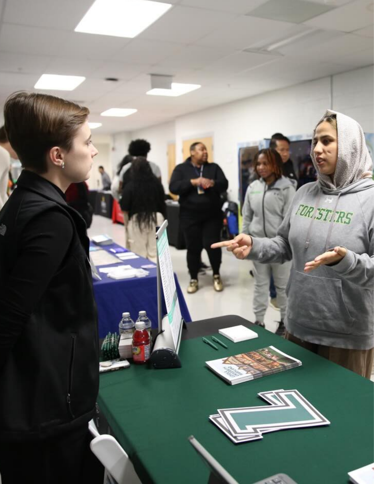 Feria universitaria de la Escuela Secundaria Forest Park