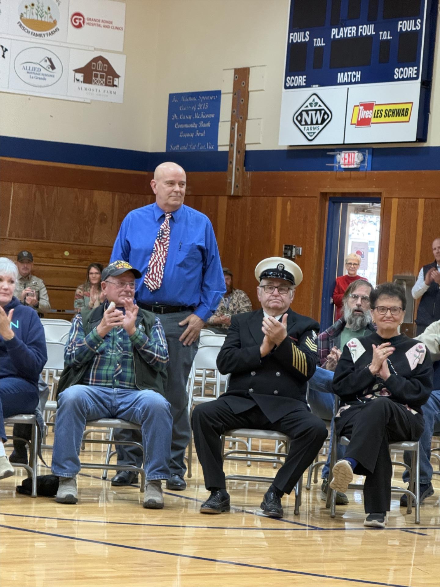 Nixon Howell showing his winning bridge about to break!