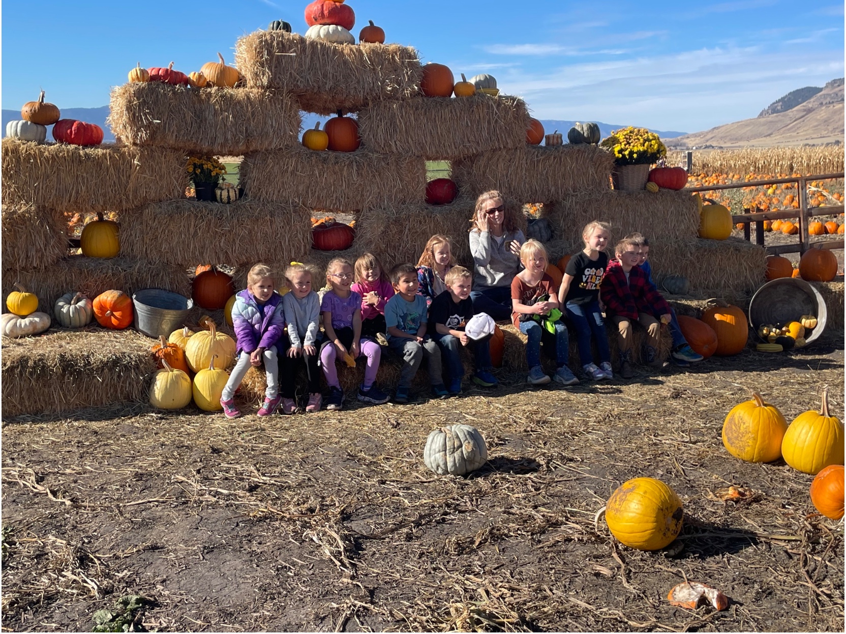 Kindergarten at the pumpkin patch