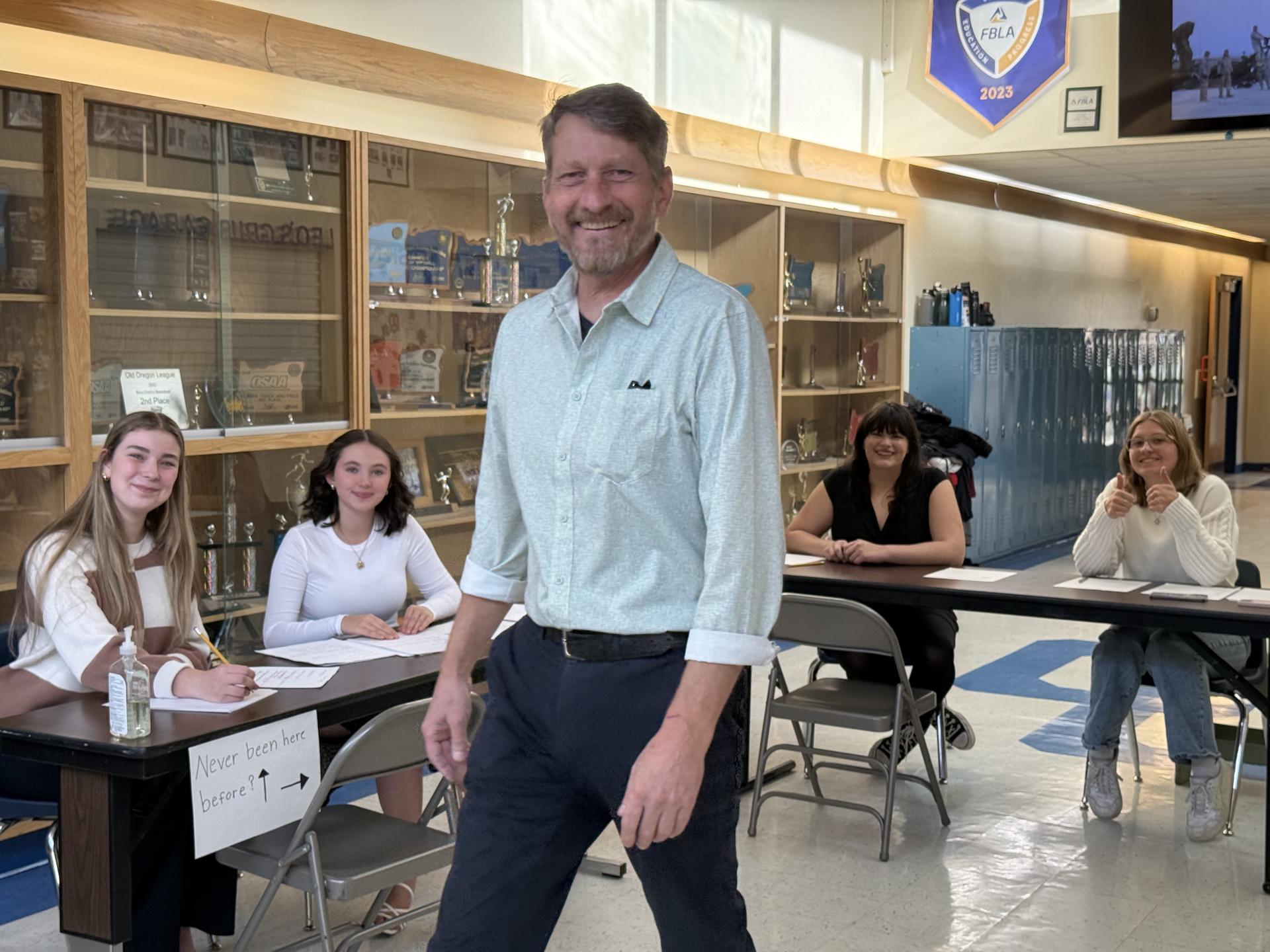 7th grade science class exploring with Carrie Castleton