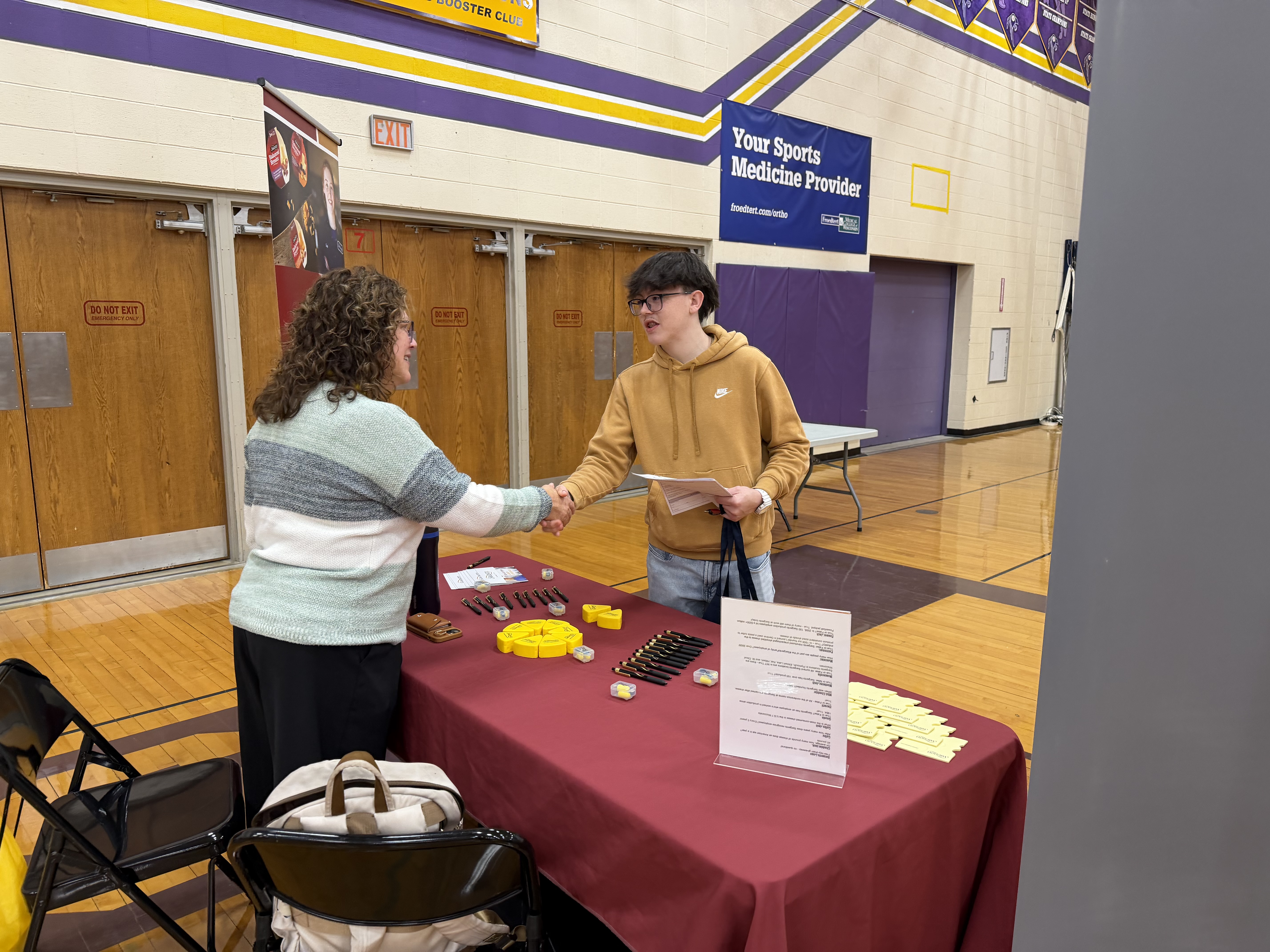 SFHS students at the job fair