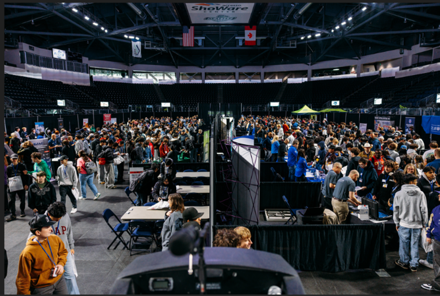 Students and vendors crowd the Accesso ShoWare Center for the Future in Flight Expo.