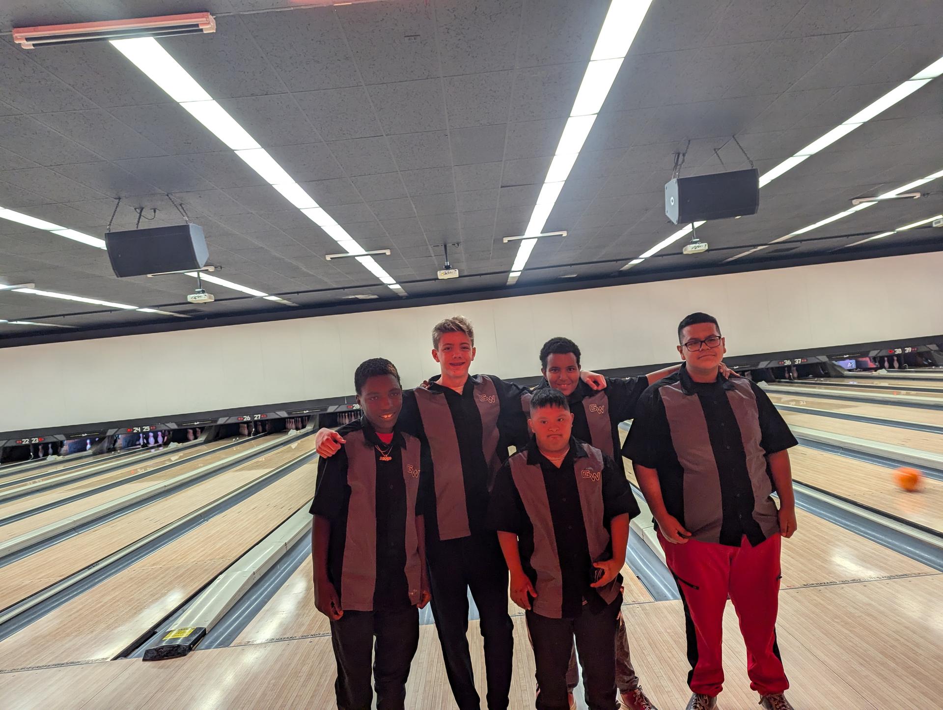 Unified bowling students