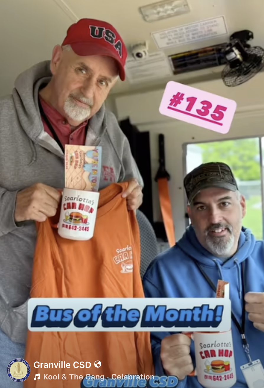 Image of bus driver and bus attendant of Bus 135