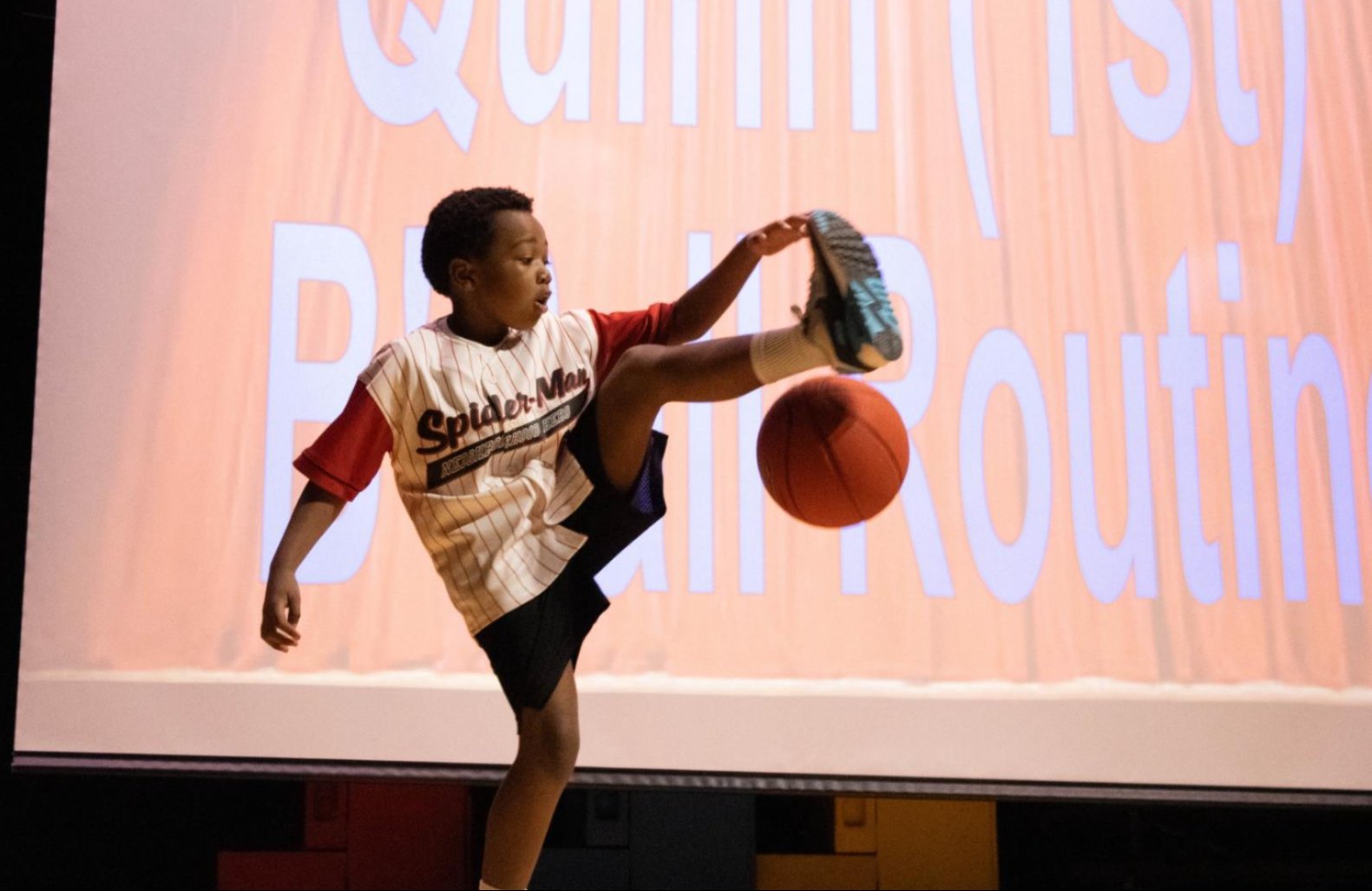 Hallett student plays basketball onstage