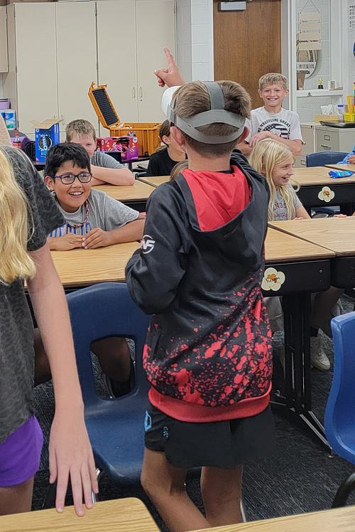 Virtual Reality Goggles