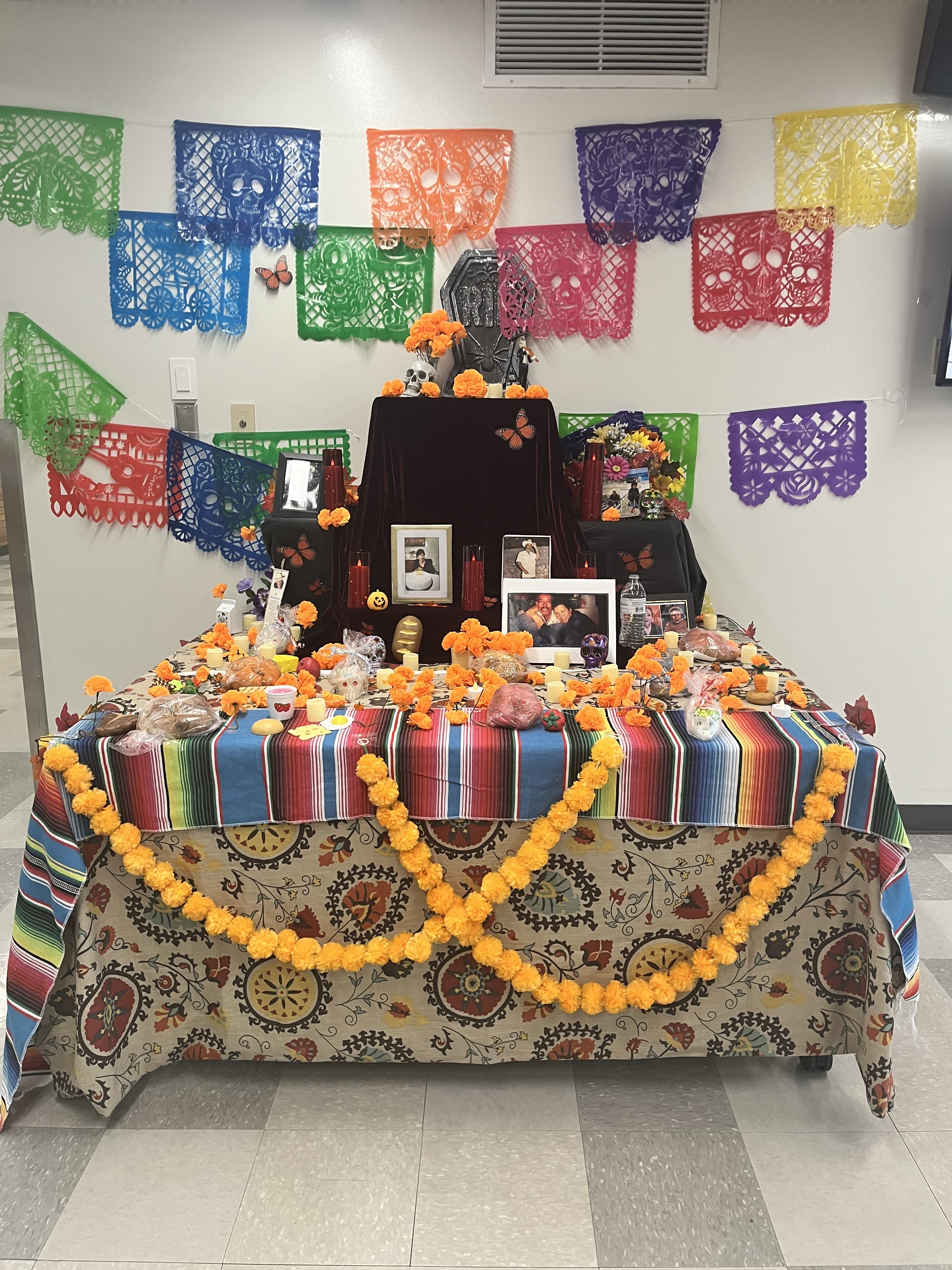 Swansea school ofrenda.