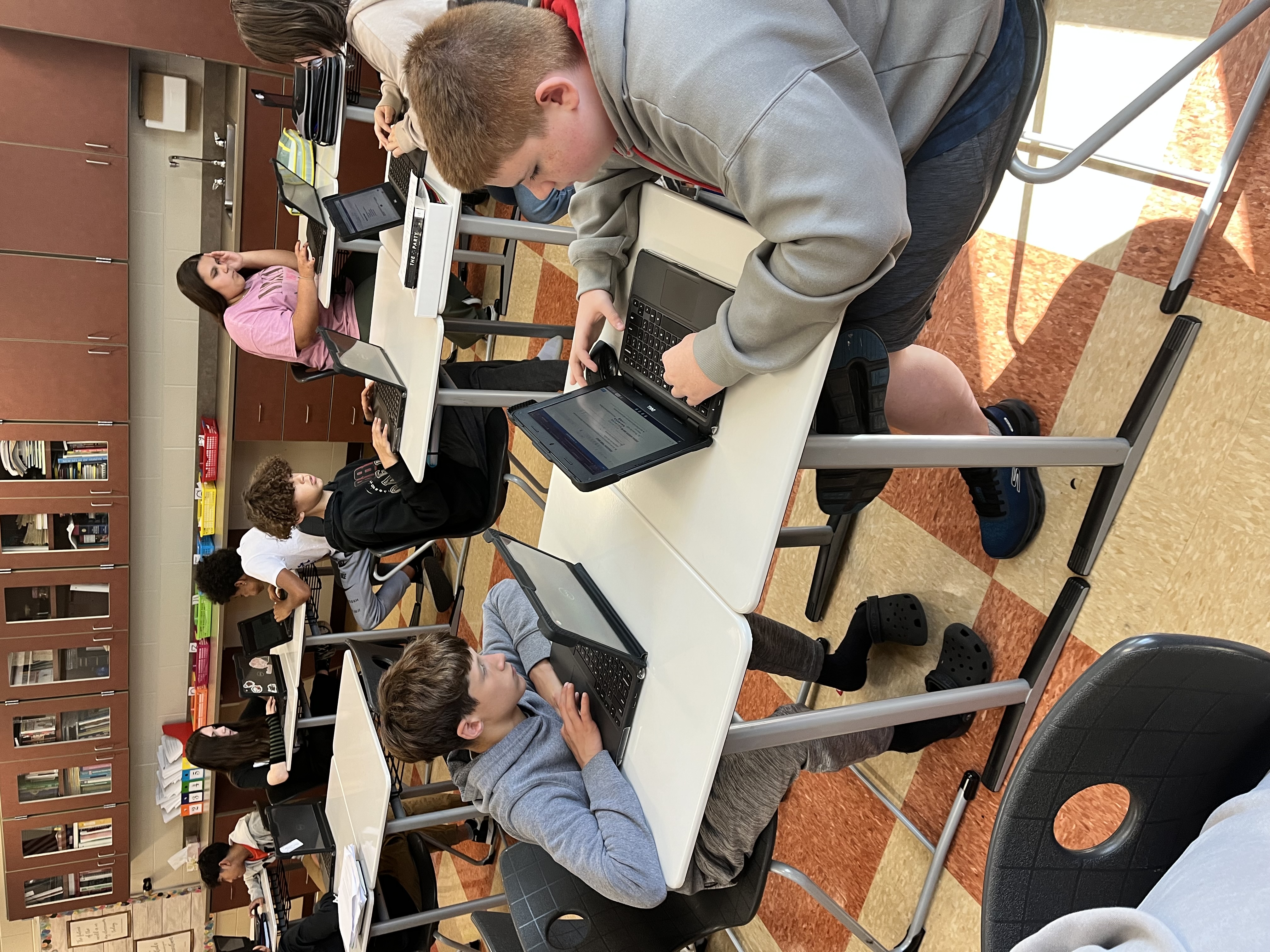 HELPFUL 8th Grade Students