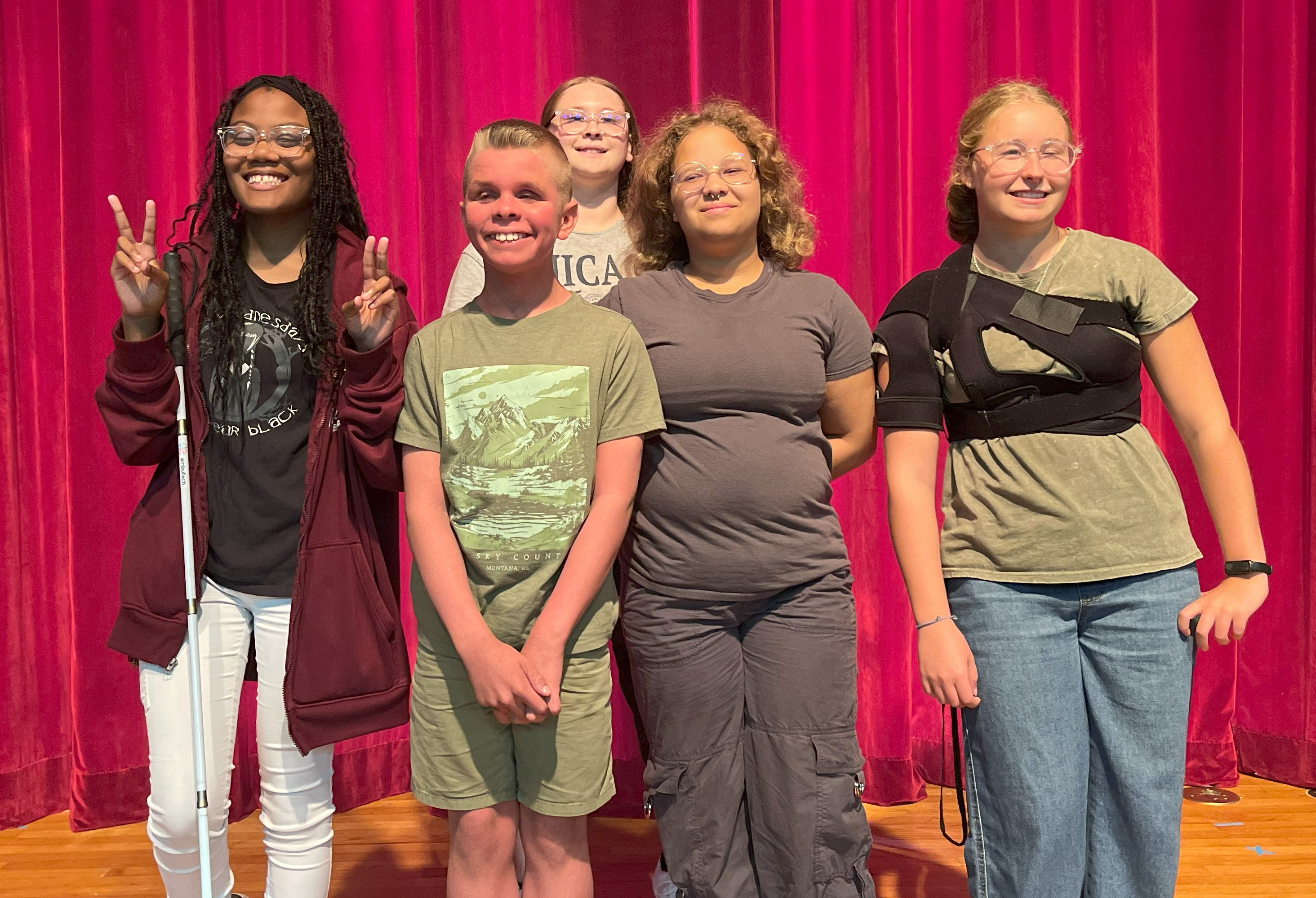 Serraya, Whyatt, Briella, Ren and Lily, the 2025-2026 ITS Officers