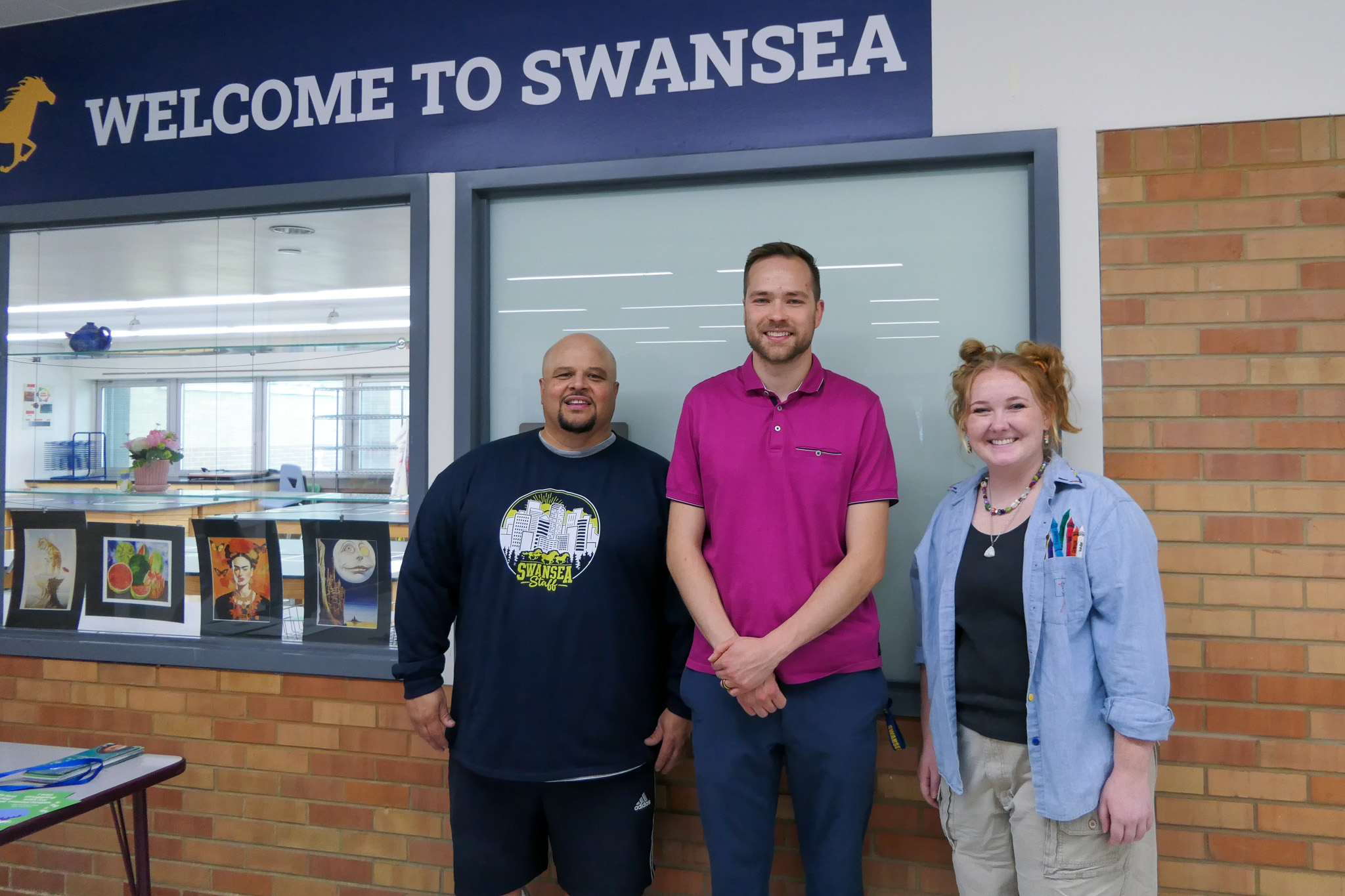 Swansea's gym, music and art teacher greet families at Back to School Night 