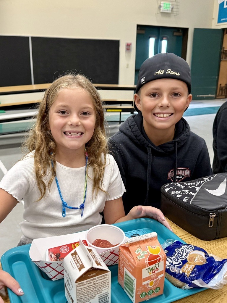 Southwood students enjoying school lunch