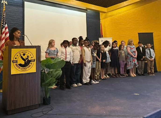 Echols and students picture