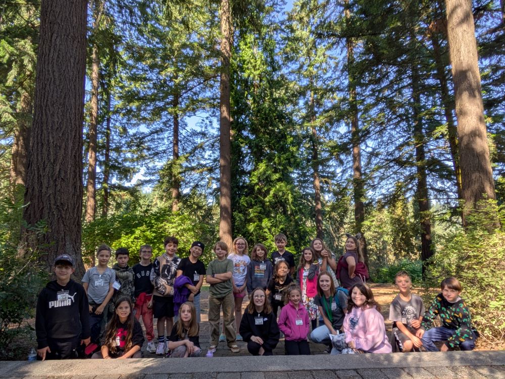 4th grade enjoys some outdoor time together