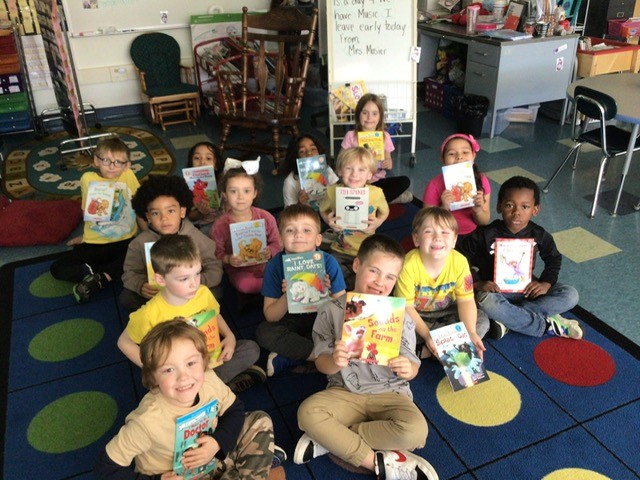 Mrs. Mosier's class with books
