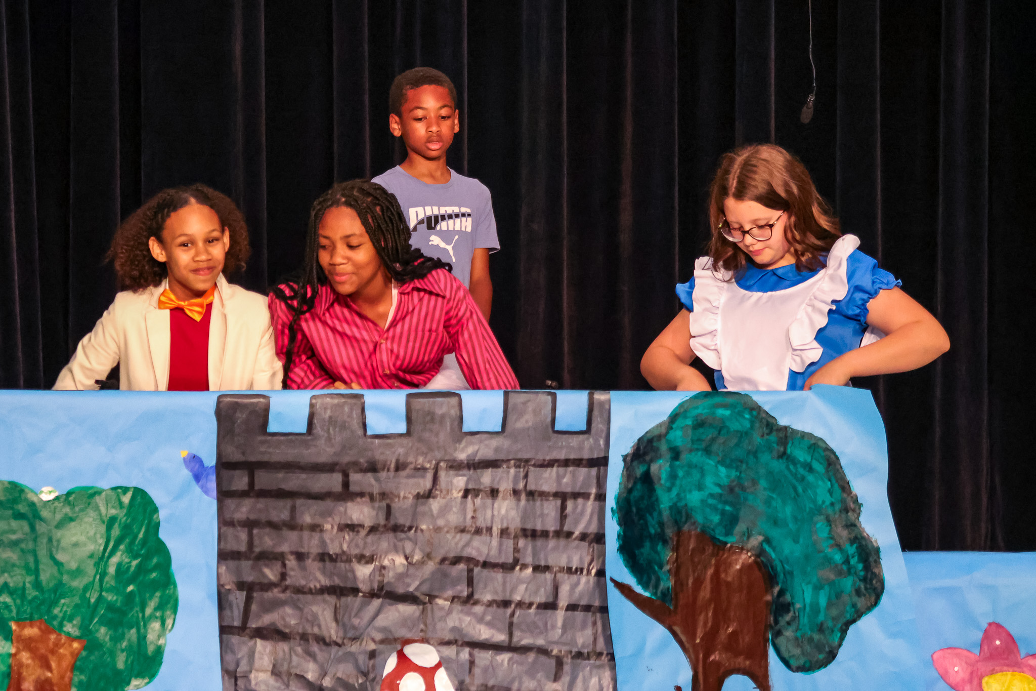 𝑨𝒍𝒊𝒄𝒆 𝒊𝒏 𝑾𝒐𝒏𝒅𝒆𝒓𝒍𝒂𝒏𝒅