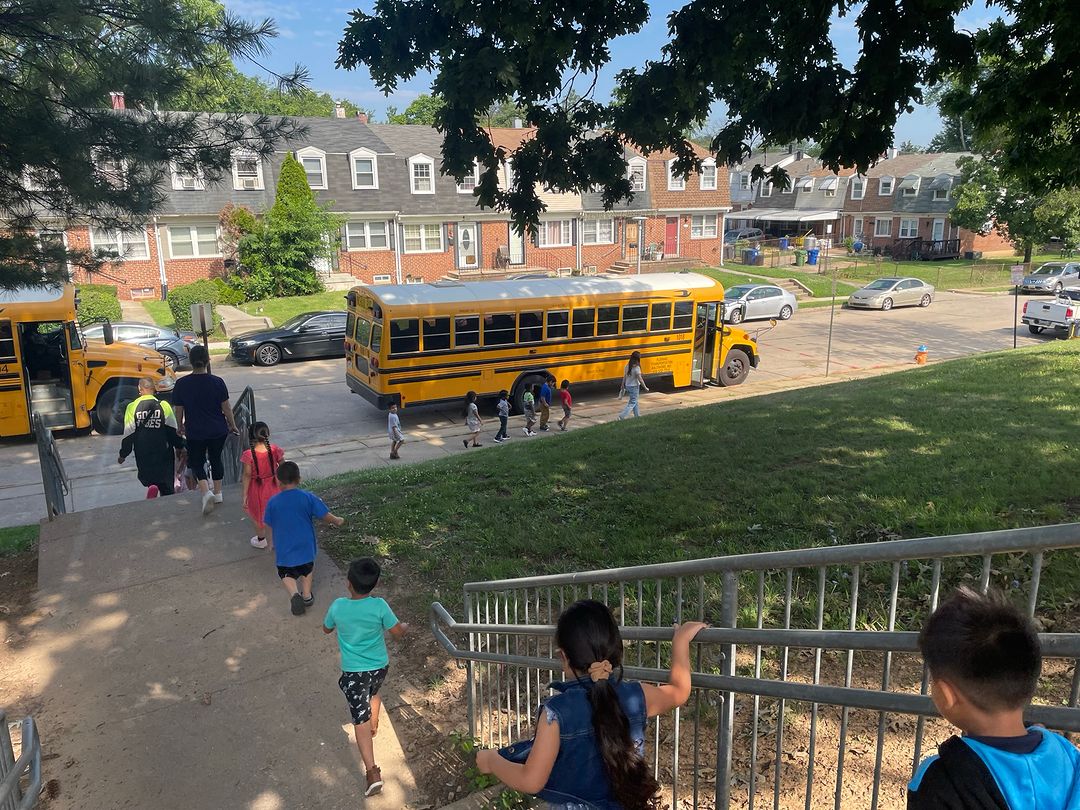 students going to bus 