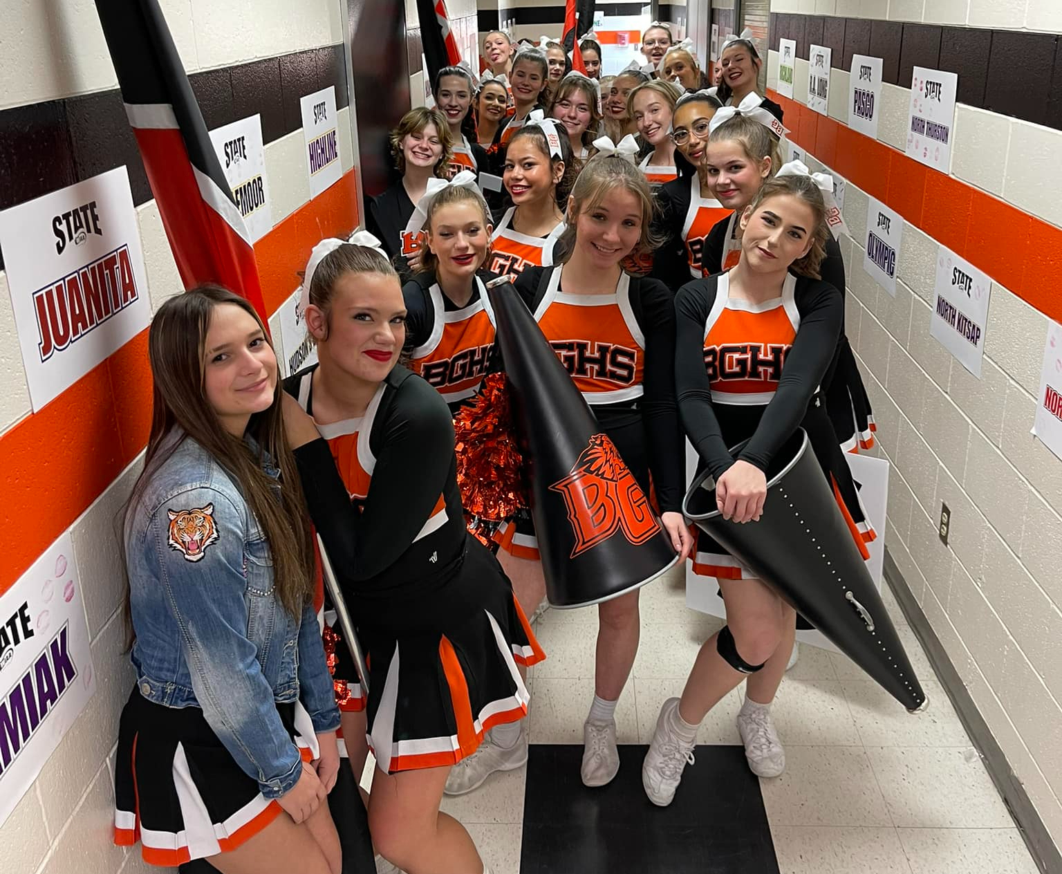 The Tigers cheer team placed eighth in the 4A game day large category.