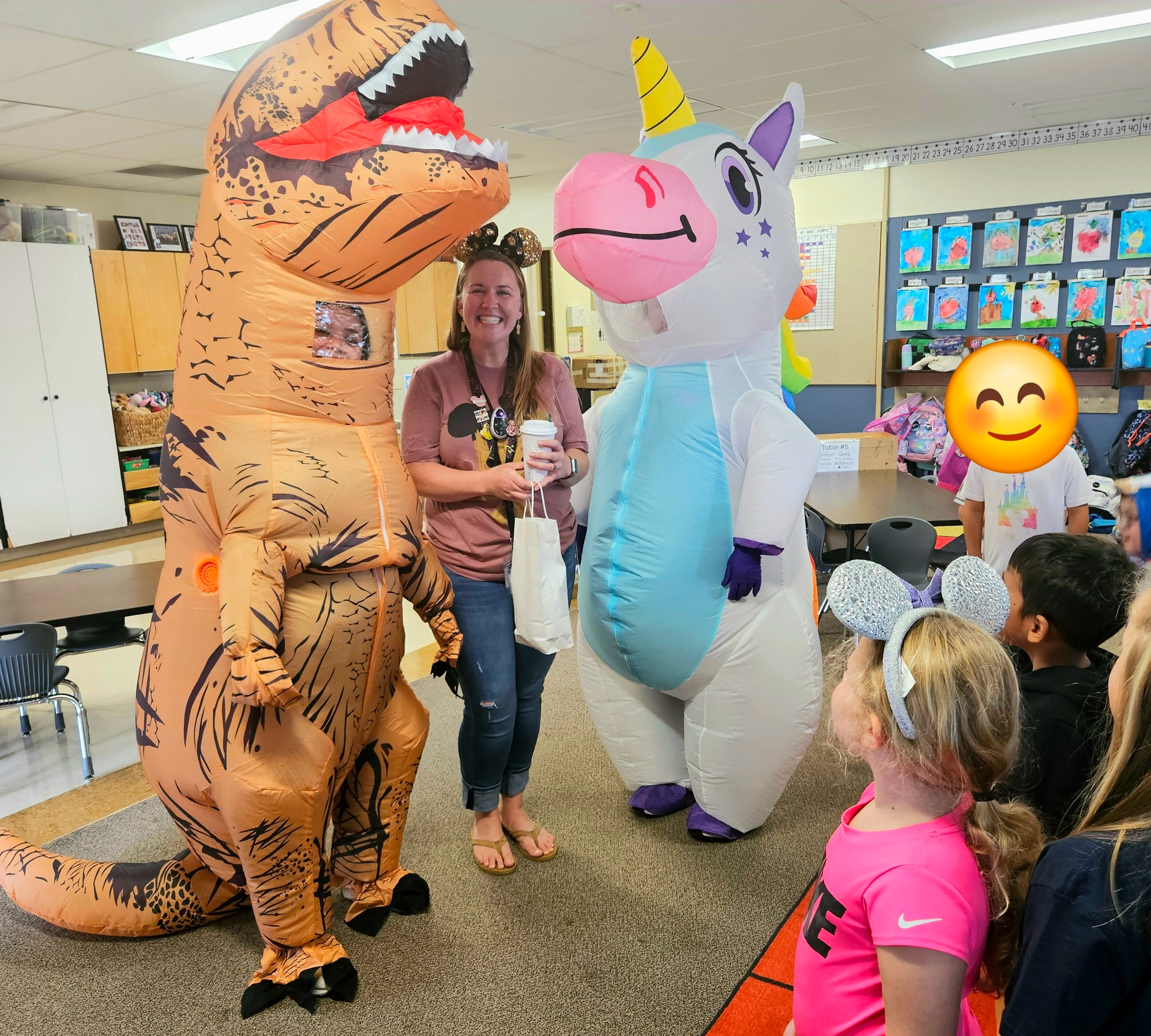 Southwood Elementary Trex and unicorn visit classroom for read-a-thon