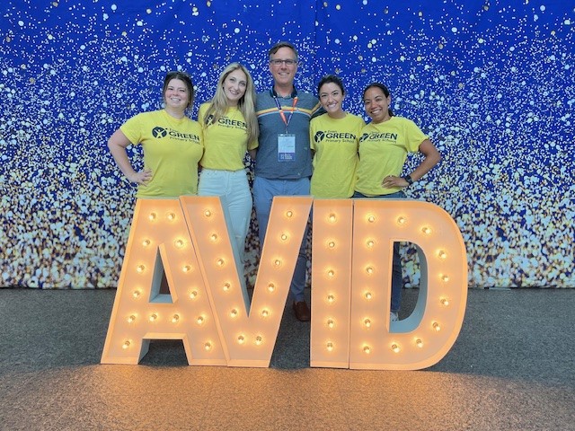 Group of Teachers with Mr. Hiley at an AVID conference